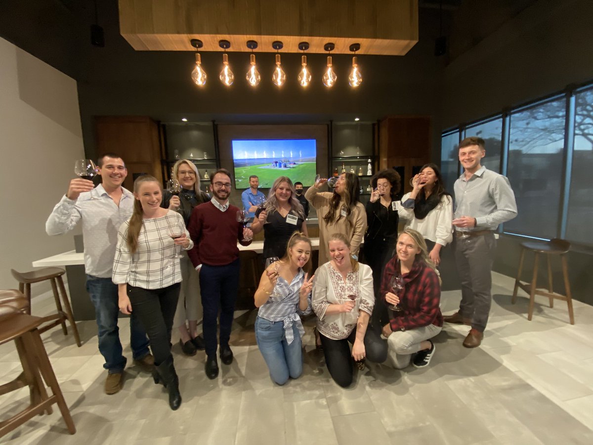 thenkba's tweet image. Cheers to the 2021 #NKBA30_30 class! 🍷 @SKSappliances #SKSxNKBA30s #SKSNapaEDC