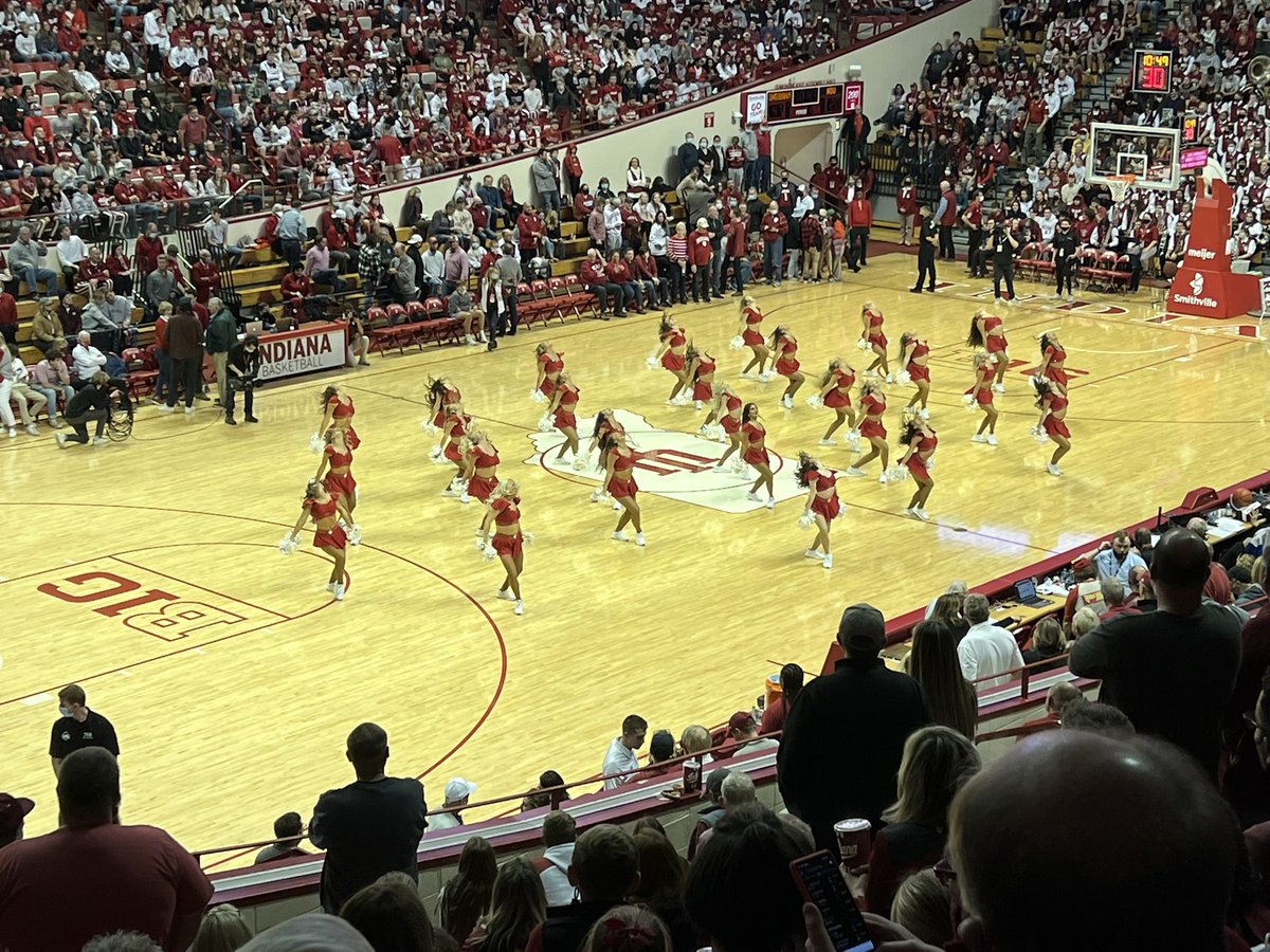 A 27-point lead and <a href="/iuredsteppers/">Indiana University RedStepper Dance Team</a>? Best SSAH halftime ever. See you tomorrow, ladies.