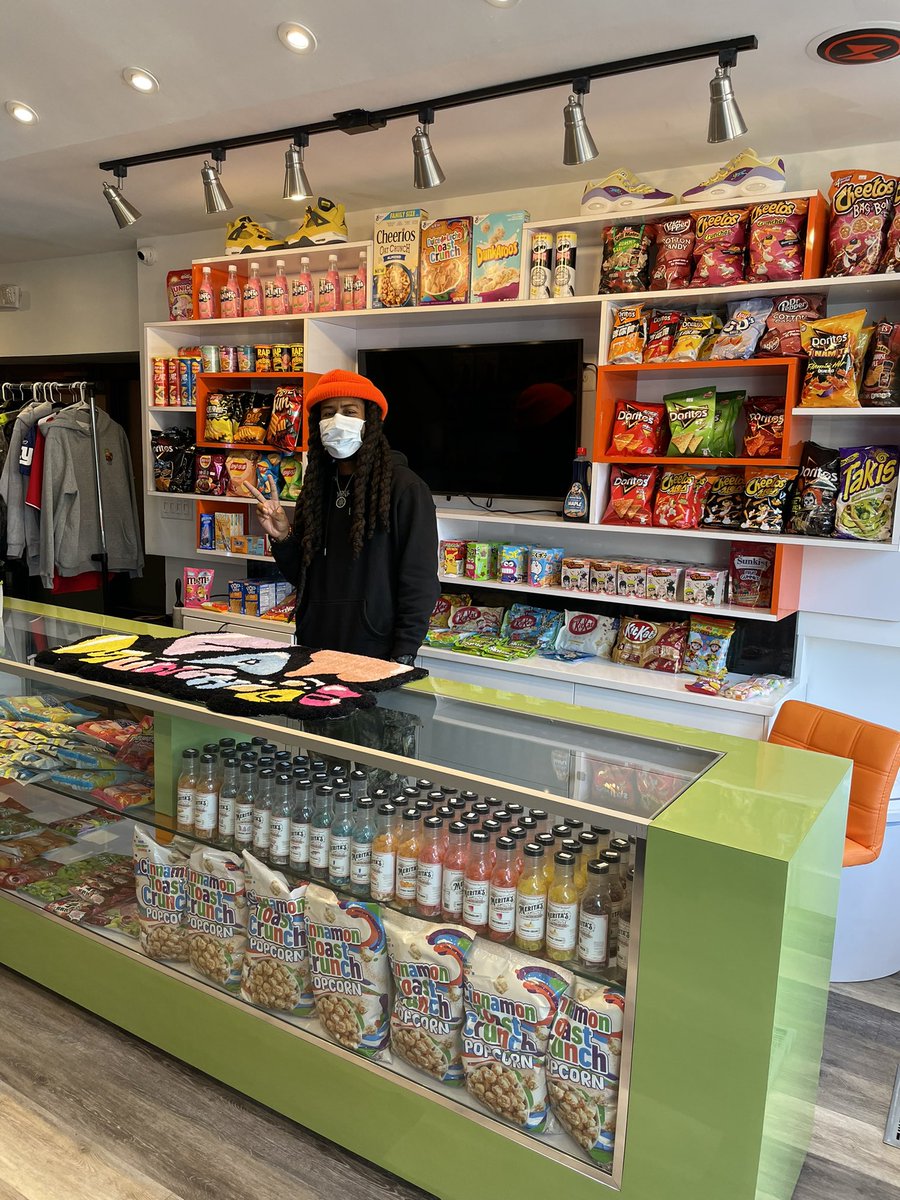 Black owned snack shop in Georgetown DC FAT MUNCHIEZ is the spot to get  special edition and international snacks and candies you can't find  anywhere else. https://t.co/9LRHfd5oqI