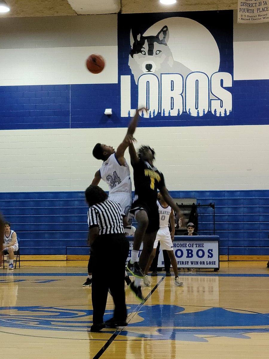 ChavezHS_HISD's tweet photo. Our Lobos are ready to start the basketball season!! Strong performance. Let’s Go Lobos!! 🐺 https://t.co/I84ZrO5nLK