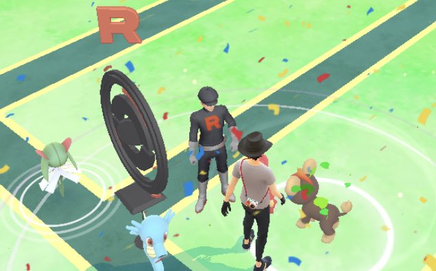 しゅん ポケモンgo 名古屋 カラフルな花吹雪が舞ってる ロケット団したっぱの誕生日かな ポケモンgo Pokemongo T Co Vt7byig2lx Twitter