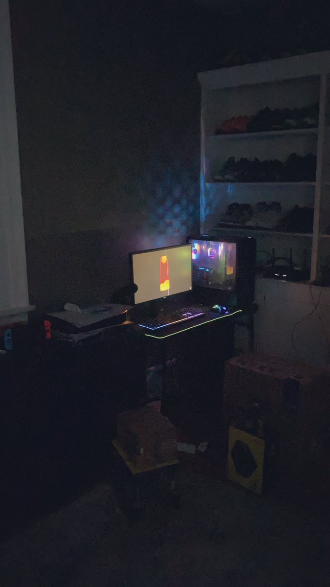 yoBxbba's tweet image. how’s my room look ?