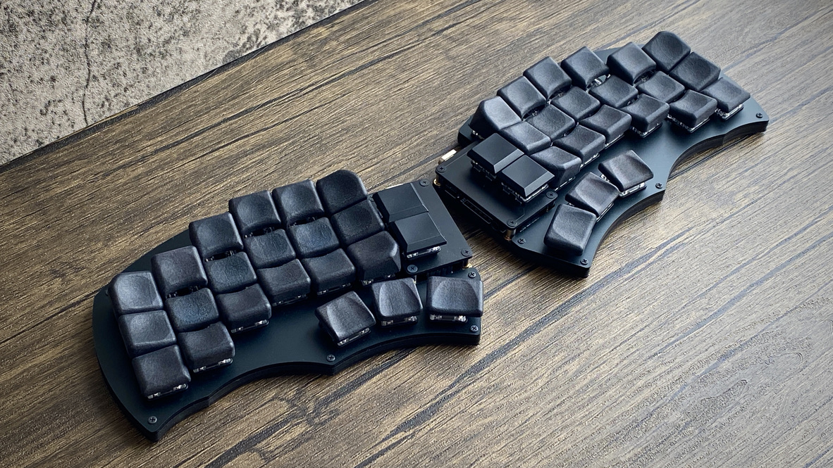 今日もwings42の狭ピッチで快適打鍵です！ Pro Microの上にキー拡張
