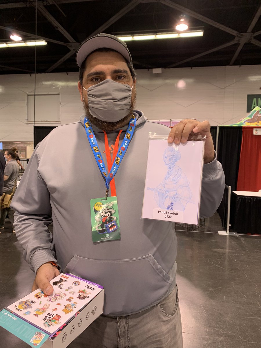 drawingnikki's tweet photo. Sold!! @dlongfish #sketch on the back of his #sketchbook! At @DesignerCon #DCon #DesignerCon #designercon2021 #undead #geisha https://t.co/d9b6bOcm8H