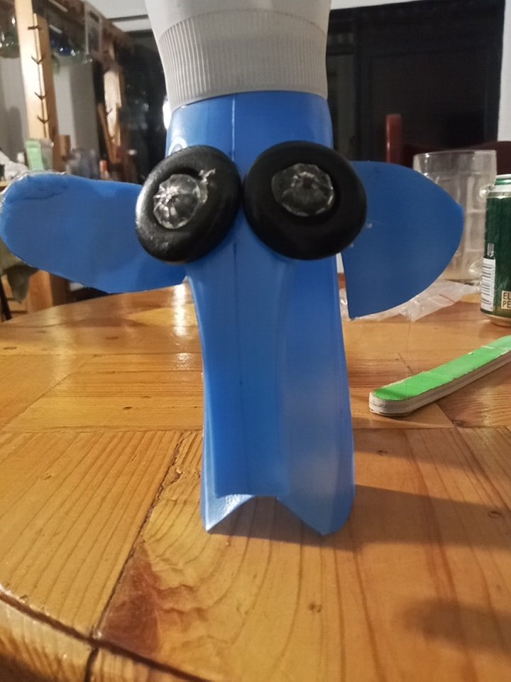 Kalita_Escribe's tweet photo. este dumbo, se convirtió en el juguete favorito de mi hijo, apreciemos sus ojos de botones.
A veces lo más.clstlsl no es lo que más valoramos, sino lo que nos regalan las personas que amamos https://t.co/dHarfFV4y2