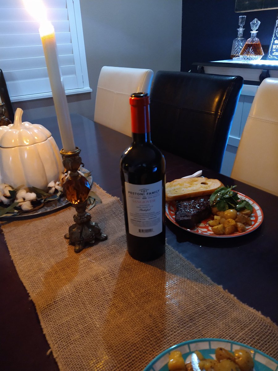DRod_Jr's tweet photo. Winding down for the week with steak and @pestonifamily Sangiovese. Ahhh! https://t.co/Oz9MJxmZF5