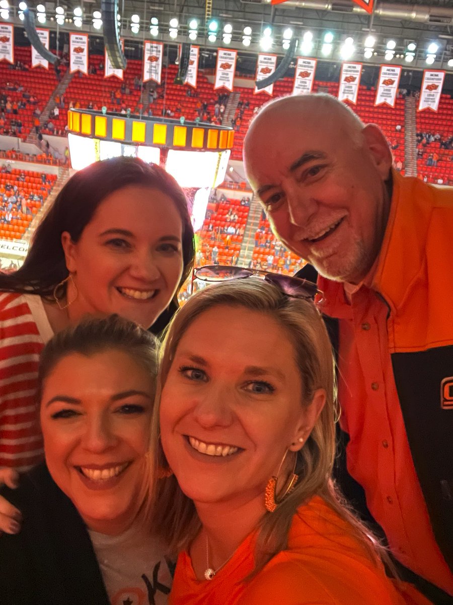 AmberHinkle1's tweet photo. Brought the big guns from Tulsa. #GOPOKES https://t.co/pAuVktttnN