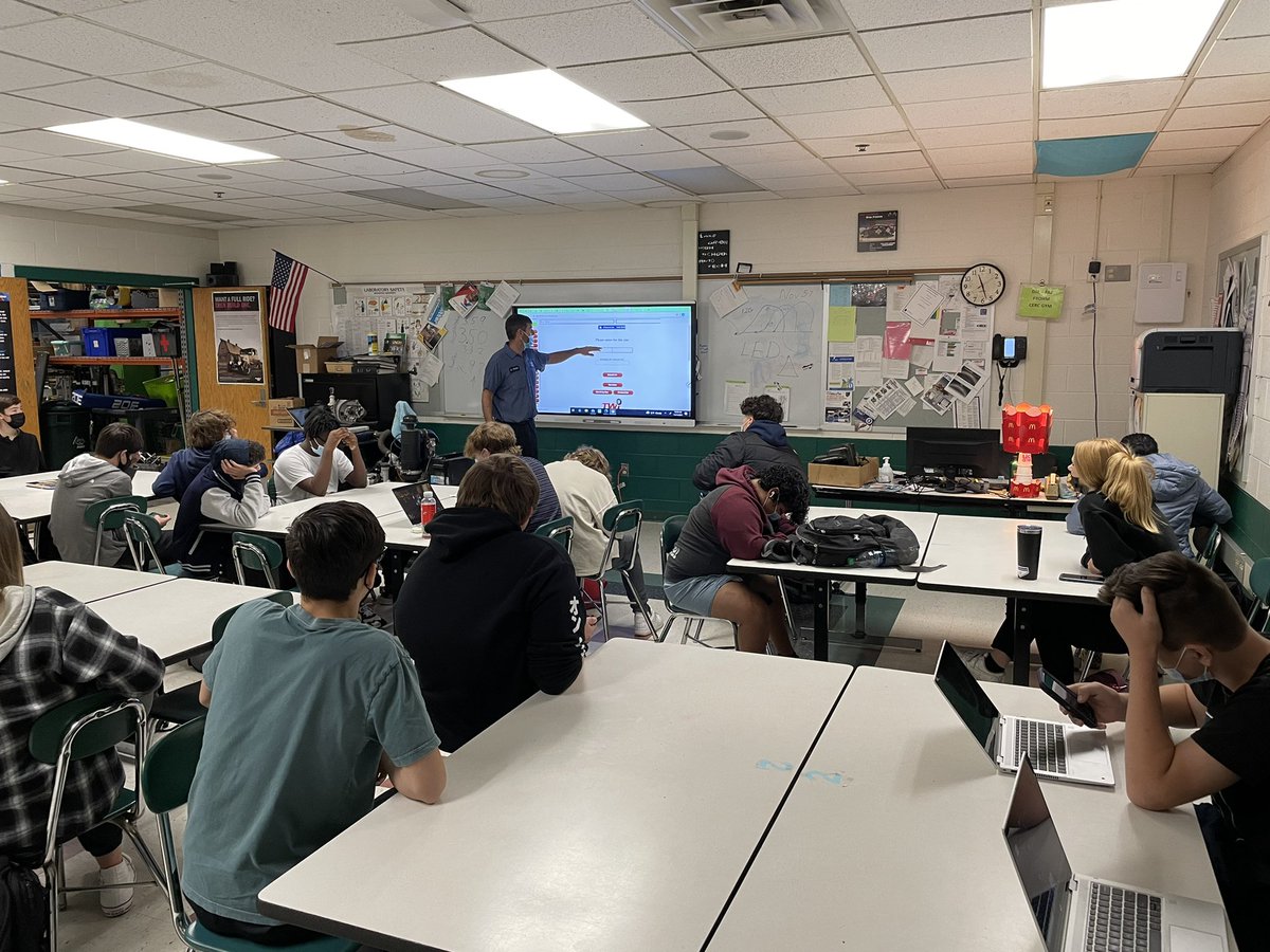 Mr_Burden_TA's tweet photo. Day 49: Popped into Mr. Frohm’s class today. A wealth of information and some comic relief. #AlwaysLakeOrion #NoEasyButton https://t.co/xsWNVUHnKC