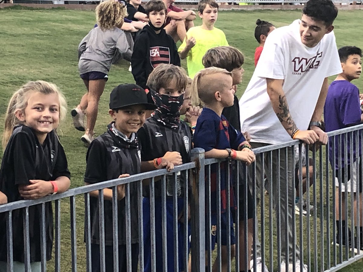 We had some special guests tonight out at <a href="/GCU_MSoccer/">GCU Men's Soccer</a> …the undefeated MFC 🐍 taking in some scoring tips for tomorrow’s big semi-final matchup.