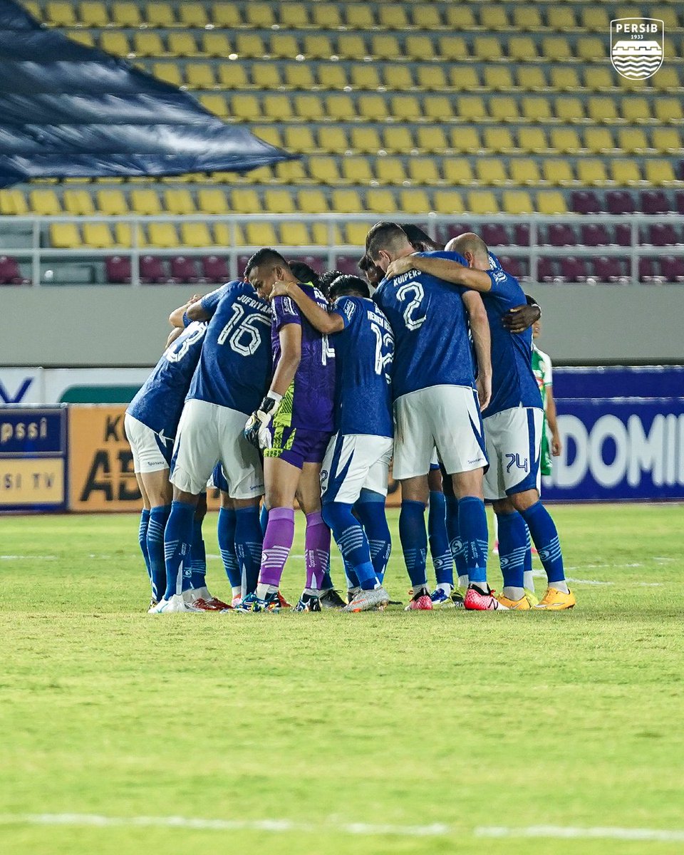 persib's tweet photo. Satu titik dua koma... 

#PERSIB https://t.co/6VoO9EQndH