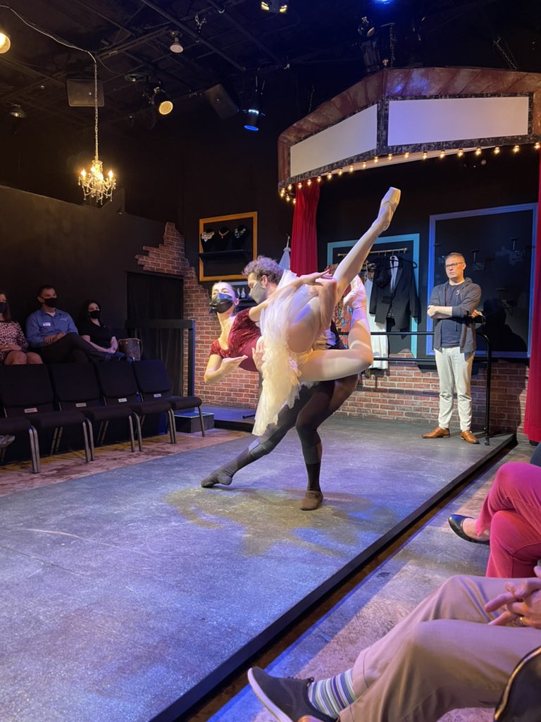 SCF_VPBrittany's tweet photo. @GSCC Leadership #Classof2022 Culture and Arts day! @urbanitetheatre @WBTTsrq  @SarasotaBallet @FSTSarasota @CircusArtsSRQ It was an amazing day! Thank you all! #arts #culture #theater https://t.co/FpdiDeD5Jh