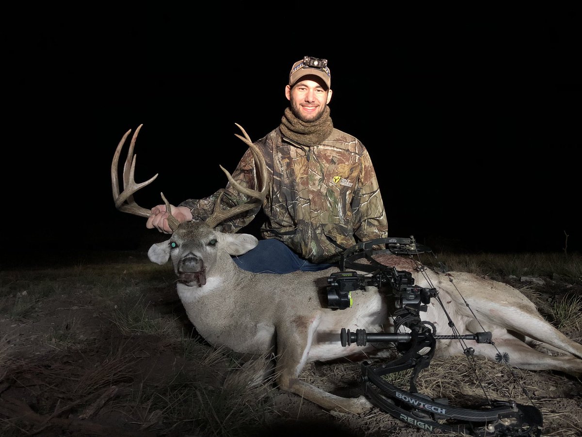 CricchioColton's tweet photo. Killed a good one tonight, even took a selfie https://t.co/yCMUam2fyD