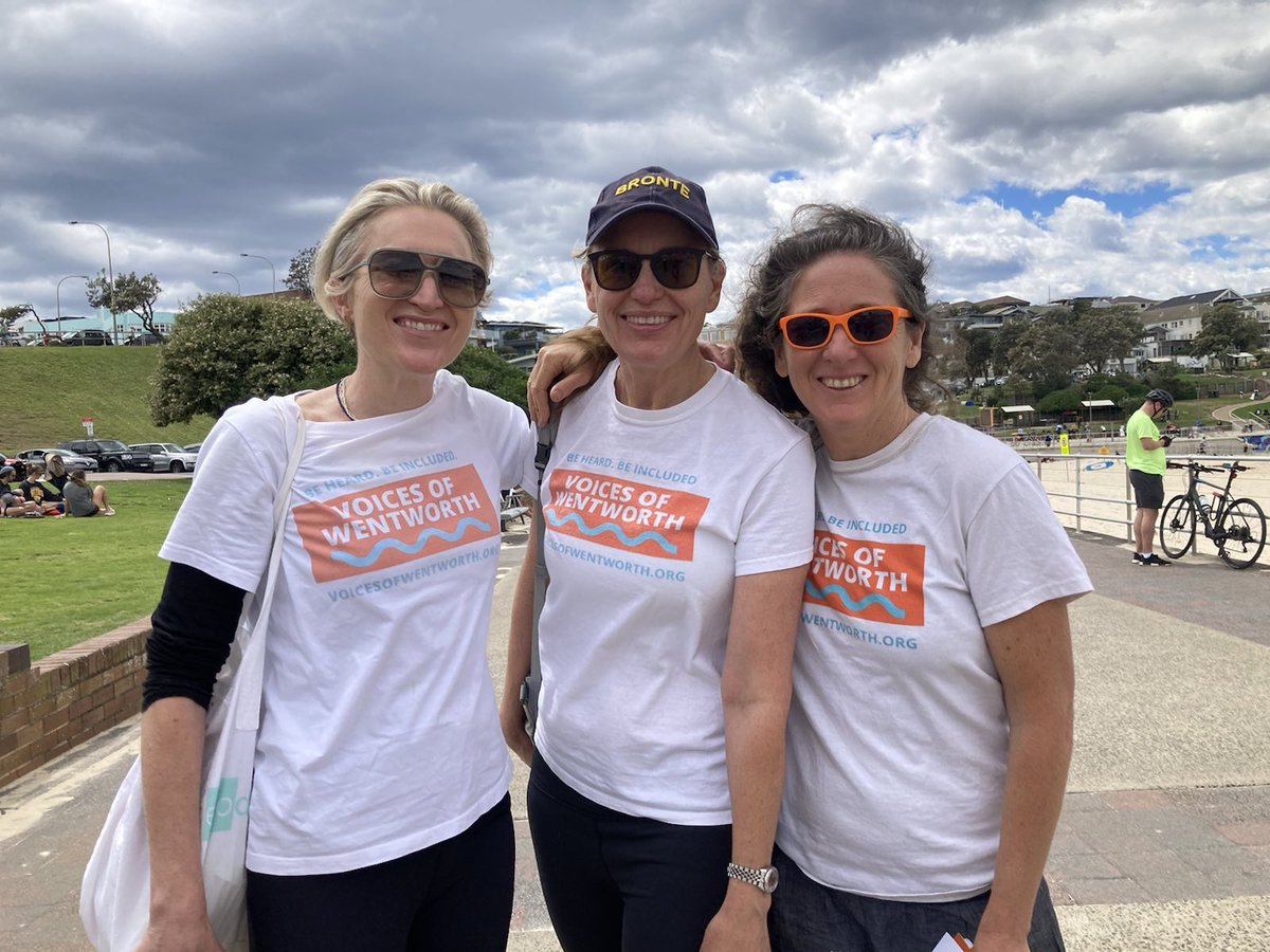 VoicesWentworth's tweet photo. @VoicesWentworth out and about today at #Bondi chatting to locals and finding out what voters care about. 

What do you want to see by #2030?

#DemocracyWalk #WentworthAsks #WentworthVotes #auspol https://t.co/115xXvxOrD