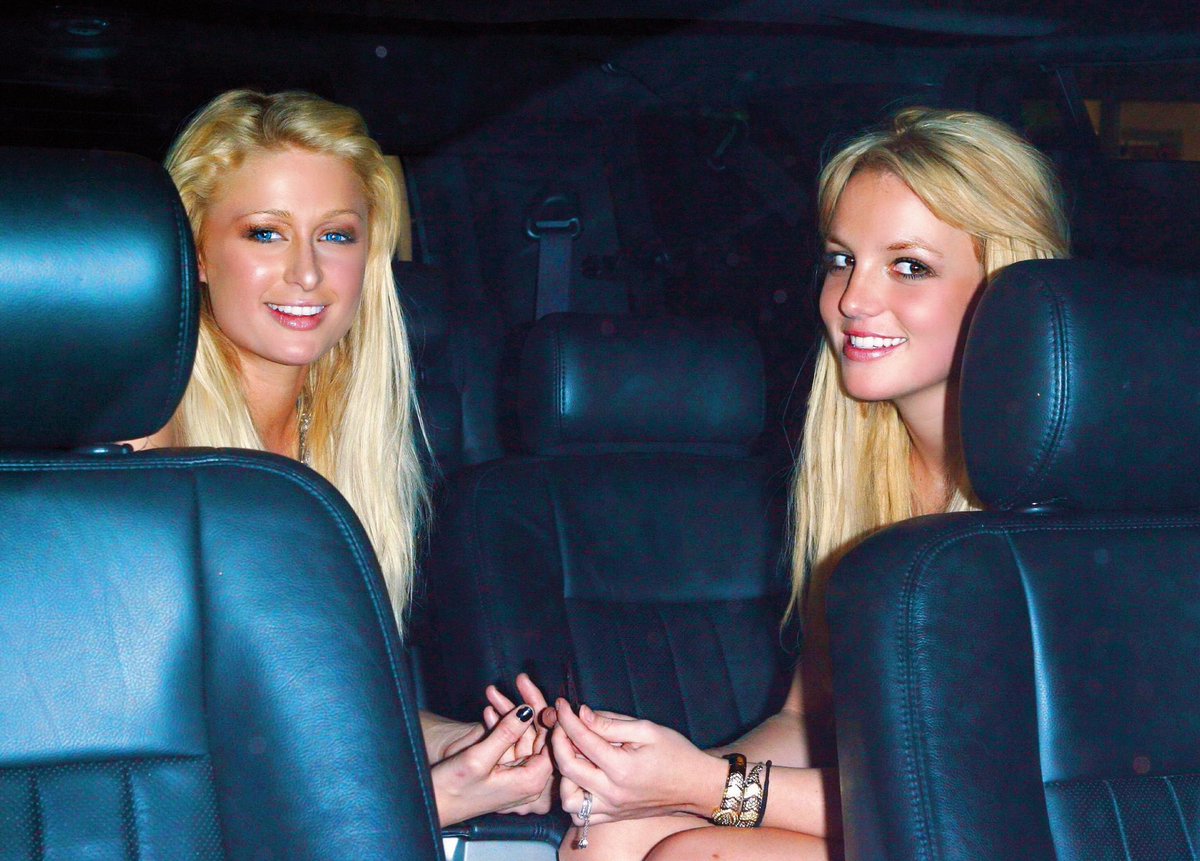 Paris Hilton tweet media