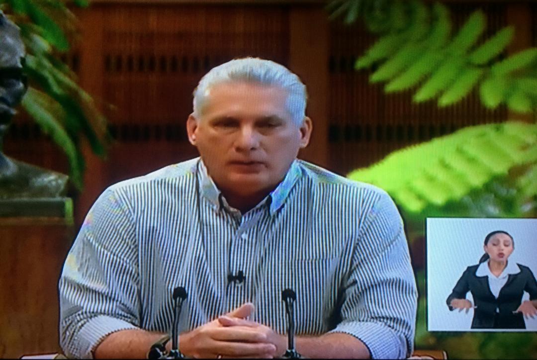 Las vacunas cubanas han demostrado que son seguras y nos han dado inmunidad, por ello teniendo en cuenta los estudios de nuestros científicos, se justifican las dosis de refuerzo, comenta presidente <a href="/DiazCanelB/">Miguel Díaz-Canel Bermúdez</a> 
<a href="/radiorebeldecu/">Radio Rebelde - Cuba</a> 
#CubaVive