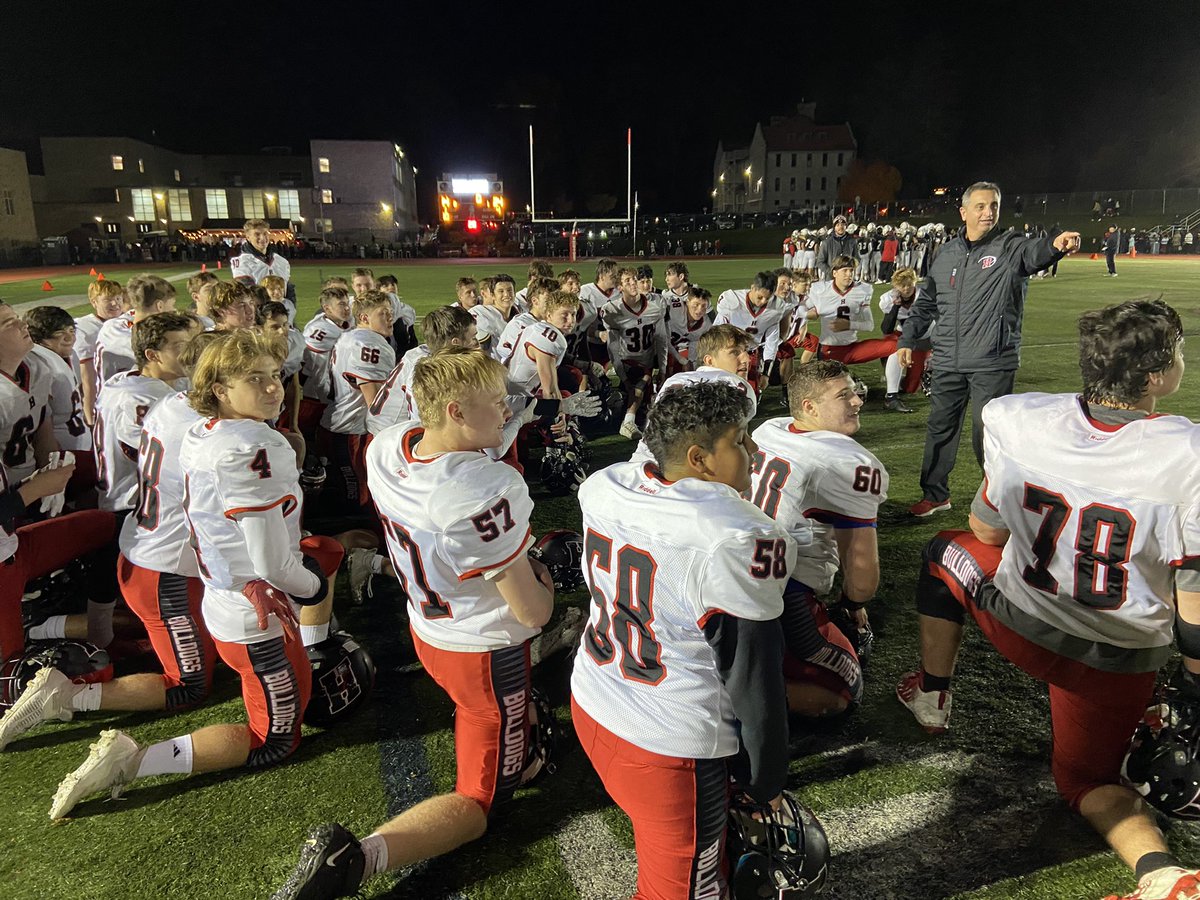 HMHSathletics's tweet image. Haddonfield Football advances to the CJ Group 2 Championship with a 24-14 win at Bernards HS!