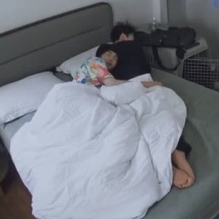 luv7awe's tweet photo. Now I’m ready for bed 💜💜 @BTS_twt #LuvBTS https://t.co/s4sI78CE7D