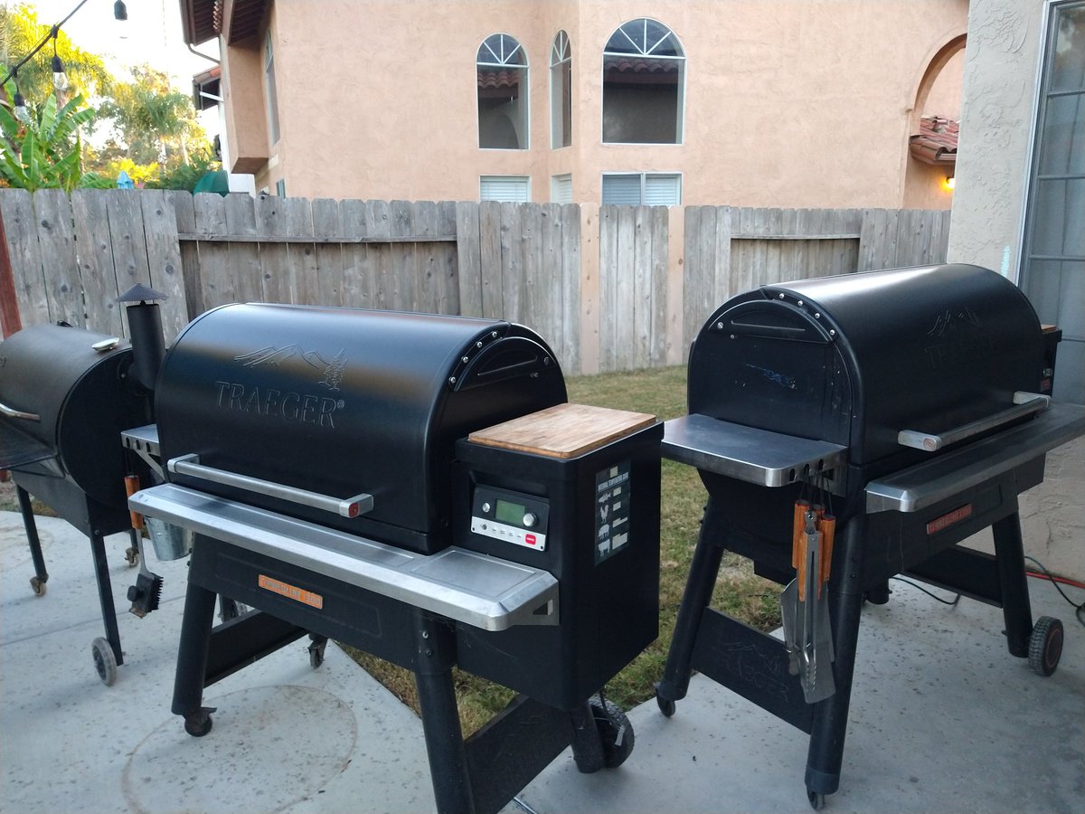 LaMasterCraig's tweet photo. Got the @Traegers ready to cook turkeys for the homeless in Vista CA tomorrow. #Traegernation #helpeachother #Traegerthanksgiving2021 #begenerous https://t.co/bXZlYbg6mn