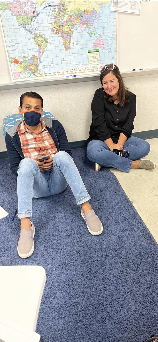 AntuSenor's tweet photo. Sometimes collaboration is better when we’re comfy. Love these two! 💙💛 #5thGradeStrong @Cambridge_AH @AHISD https://t.co/XQcmTENOC8