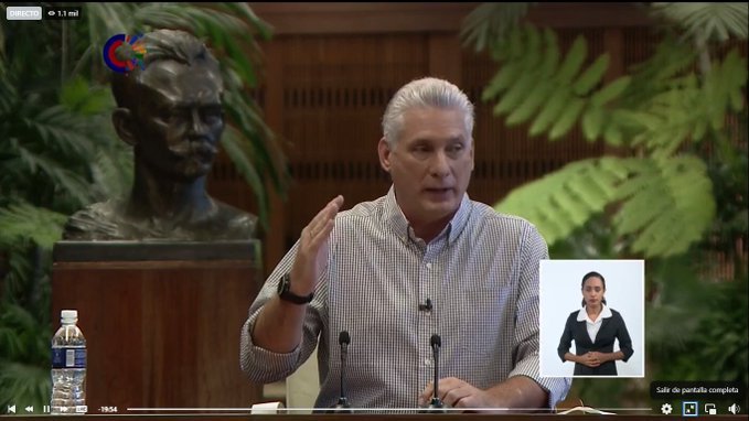 Afirma <a href="/DiazCanelB/">Miguel Díaz-Canel Bermúdez</a>
"Reconozco el esfuerzo descomunal del país. En medio de una situación tan compleja #Cuba se volcó a salvar vidas." #CubaVive