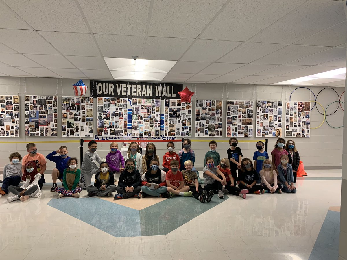 Mrsmkleman's tweet photo. These third graders would like to say, thank you Veterans🇺🇸@ADCCampus https://t.co/hehOrEVdYl