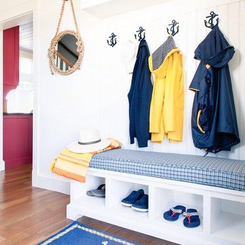 mareaah_h's tweet photo. Maria's
Wellness Tip: Keep the entrance clear. Keep
backpacks, bags &amp;
briefcases in the closet or add closed storage options so you can keep them out of sight
#mariahussainwellness
#wellbeingcoach #saturday
#weekendvibes #weekend
#frontentrance #declutter
#homedecor #clutterfree https://t.co/L7jKIRNQIc