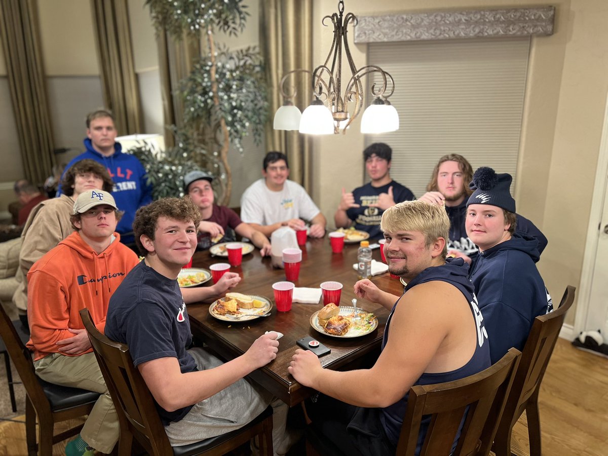 Monument Moving Co tweet media