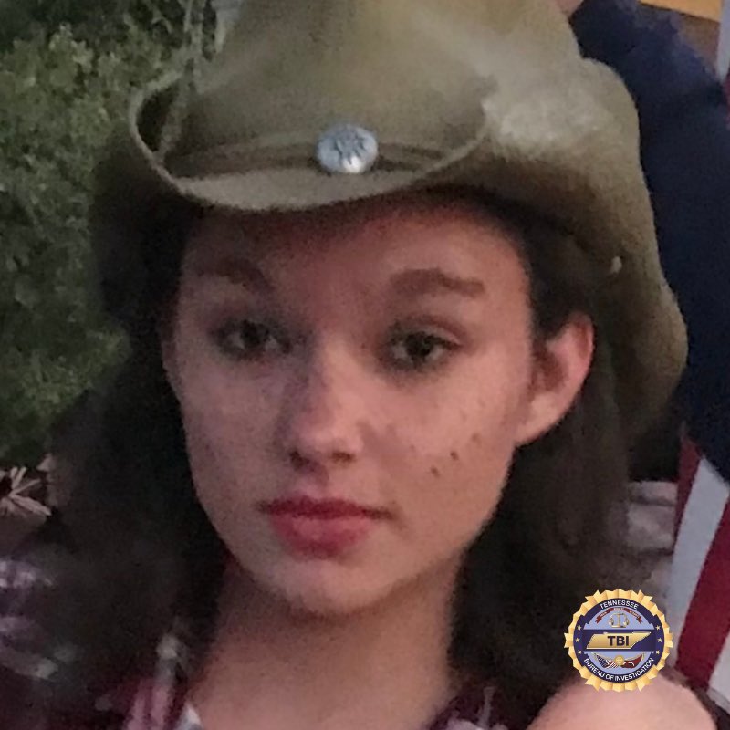 🚨An AMBER Alert has been issued for 17 y/o Faith Threet, on behalf of the Robertston Co Sheriff’s Office. 

Faith may be in the company of 44 y/o Kevin Dennis Pitt, in the area of Adairville, KY. 

Pitt is wanted by Robertson Co SO for Failure to Appear on multiple charges.