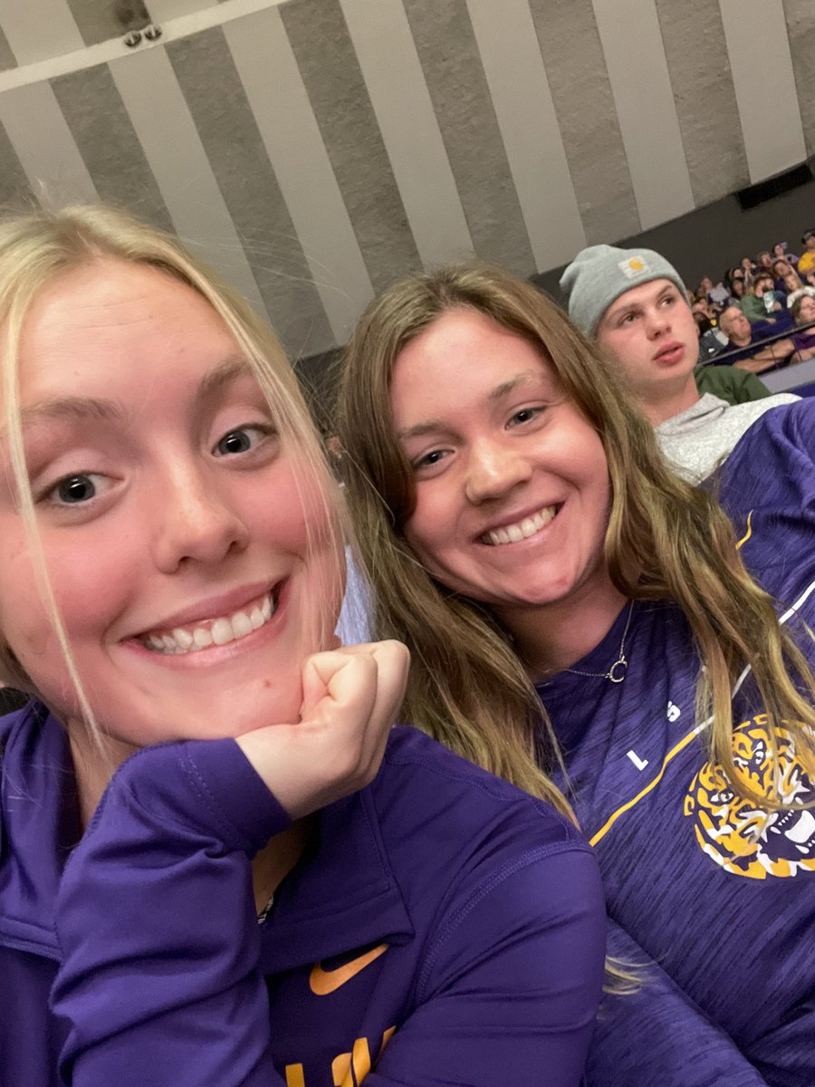 mad_swimmer44's tweet photo. #LSU 💜 https://t.co/PnIrFm25FM