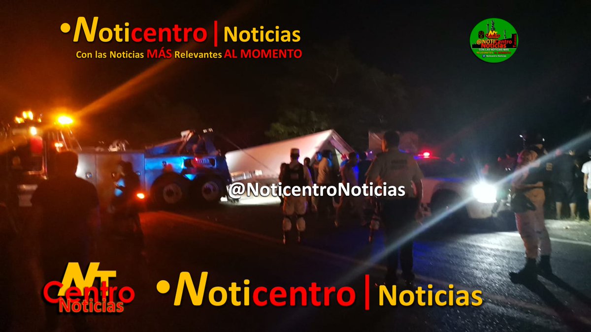 NoticentroNoti's tweet photo. Salida de camino de un tráiler, esto en el km. 72 de la carretera #Vhsa - #Frontera , @GN_MEXICO_ división caminos en el lugar, pero hay tráfico, porque hay maniobras en el lugar. @migue_vargas @Mar_Escandon @Lodoza @Joseraul_reyes https://t.co/kqQKoqwpjU
