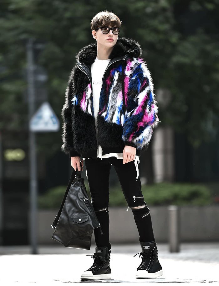 yuki_hydey's tweet photo. New Arrival

モコモコのフェイクファーが魅力のストリート感溢れるビッグシルエット ファー ブルゾンです👀

肌触りも良く可愛く冬のオシャレを楽しみましょう⛄️❄️✨

WOO
BLKMIX.MULTI
S〜M.L〜LL
￥26950

#SHIBUYAZY
#BUFFALOBOBS
#BACKSTAGEPASS https://t.co/eSvOnSZDBt