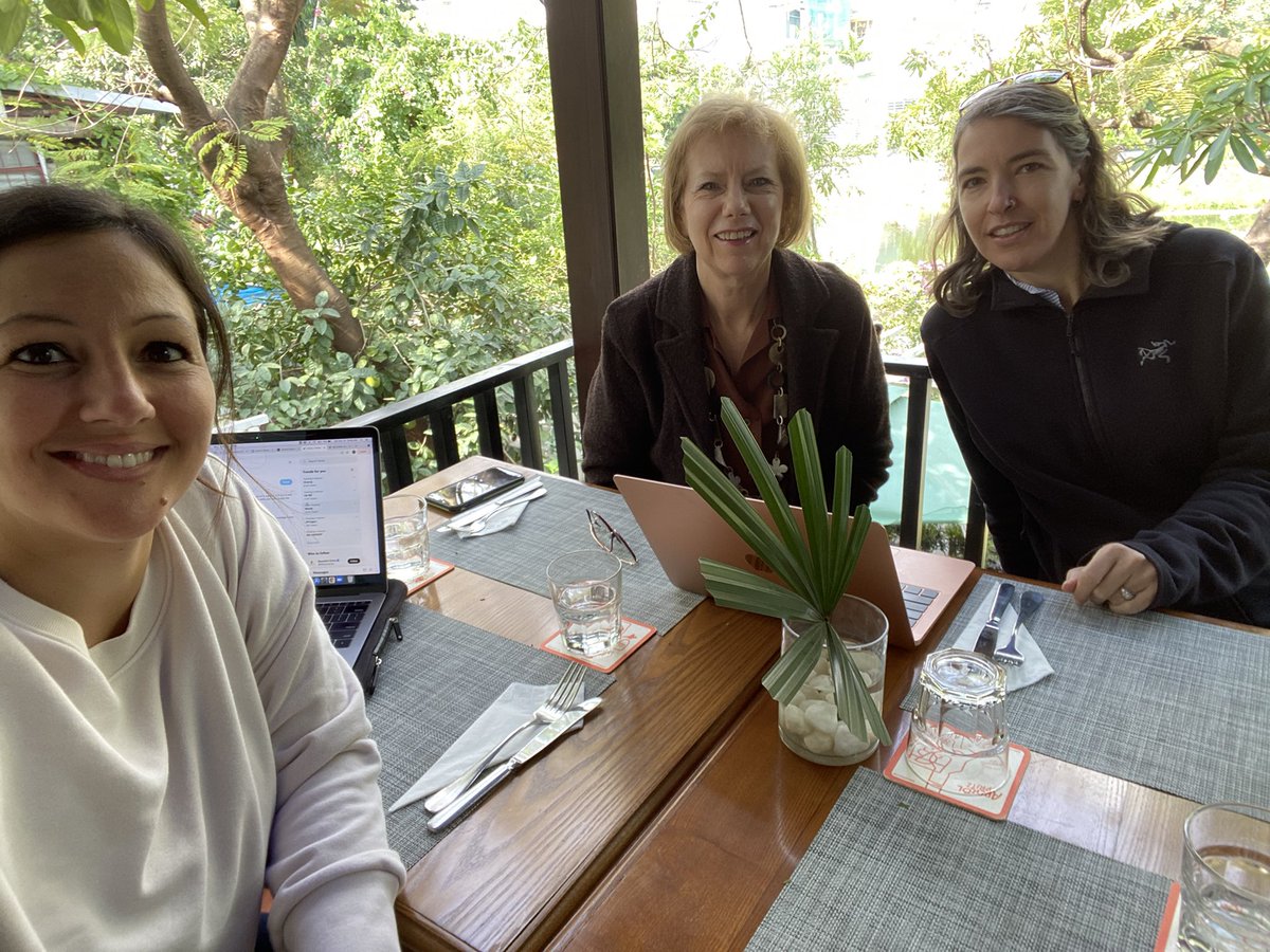 RTipei's tweet photo. @ELLSAChat Hello from ELLSA Hanoi!! #ellsapd https://t.co/7GfnmhQooA