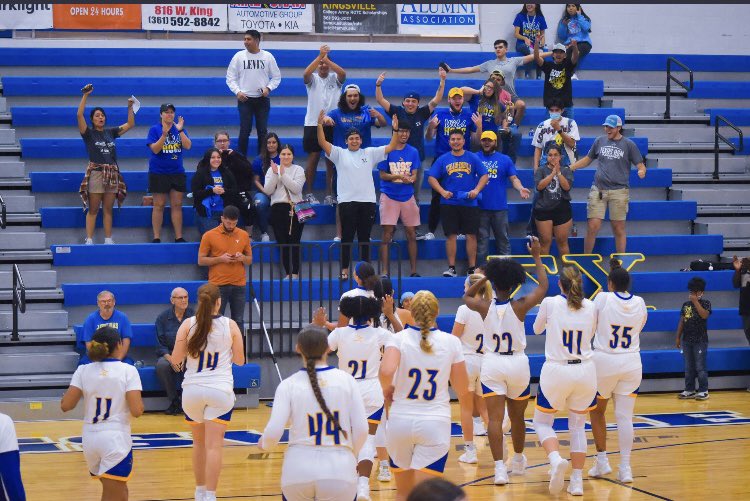 Always keep the energy at a 12 @Javelina_WBB #Wildhogs🐗