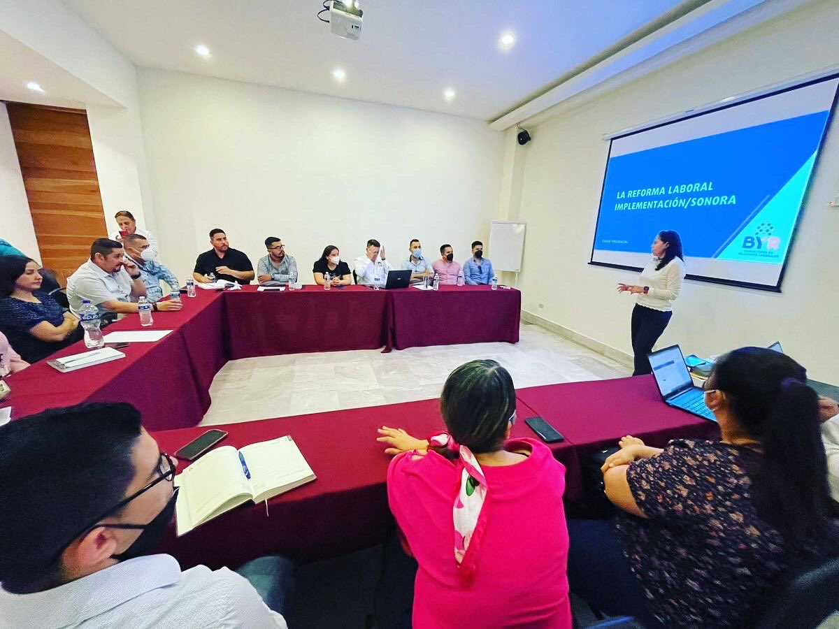 ConsultoresBYR's tweet photo. Concluyendo el curso #ReformaLaboral y su implementación en #Sonora.

Guaymas, Sonora. https://t.co/TBSer1FvQA