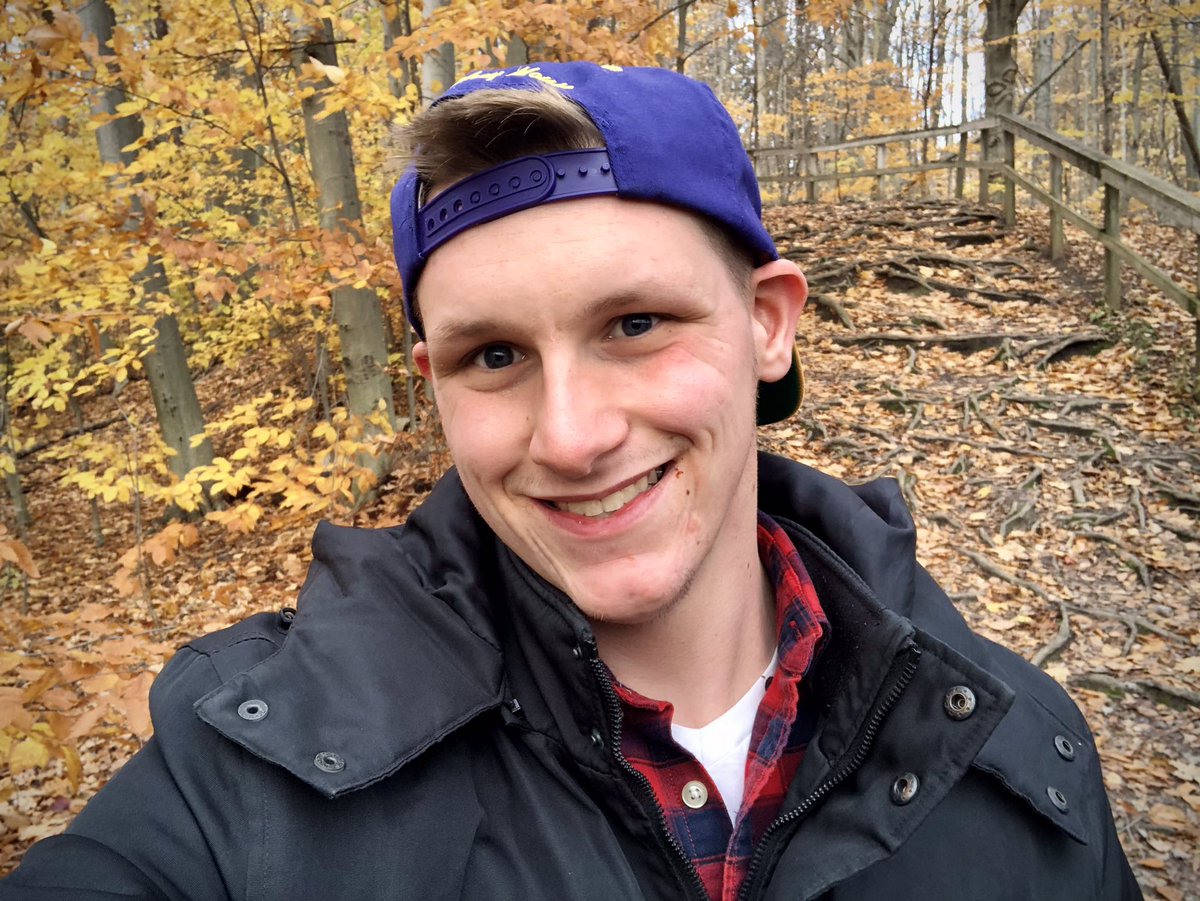 pj_vanb's tweet image. Went for a hike at Westminster Ponds today, and I think these might be among the best pictures I’ve ever taken 🤩🍂

#LdnOnt #FallHikes