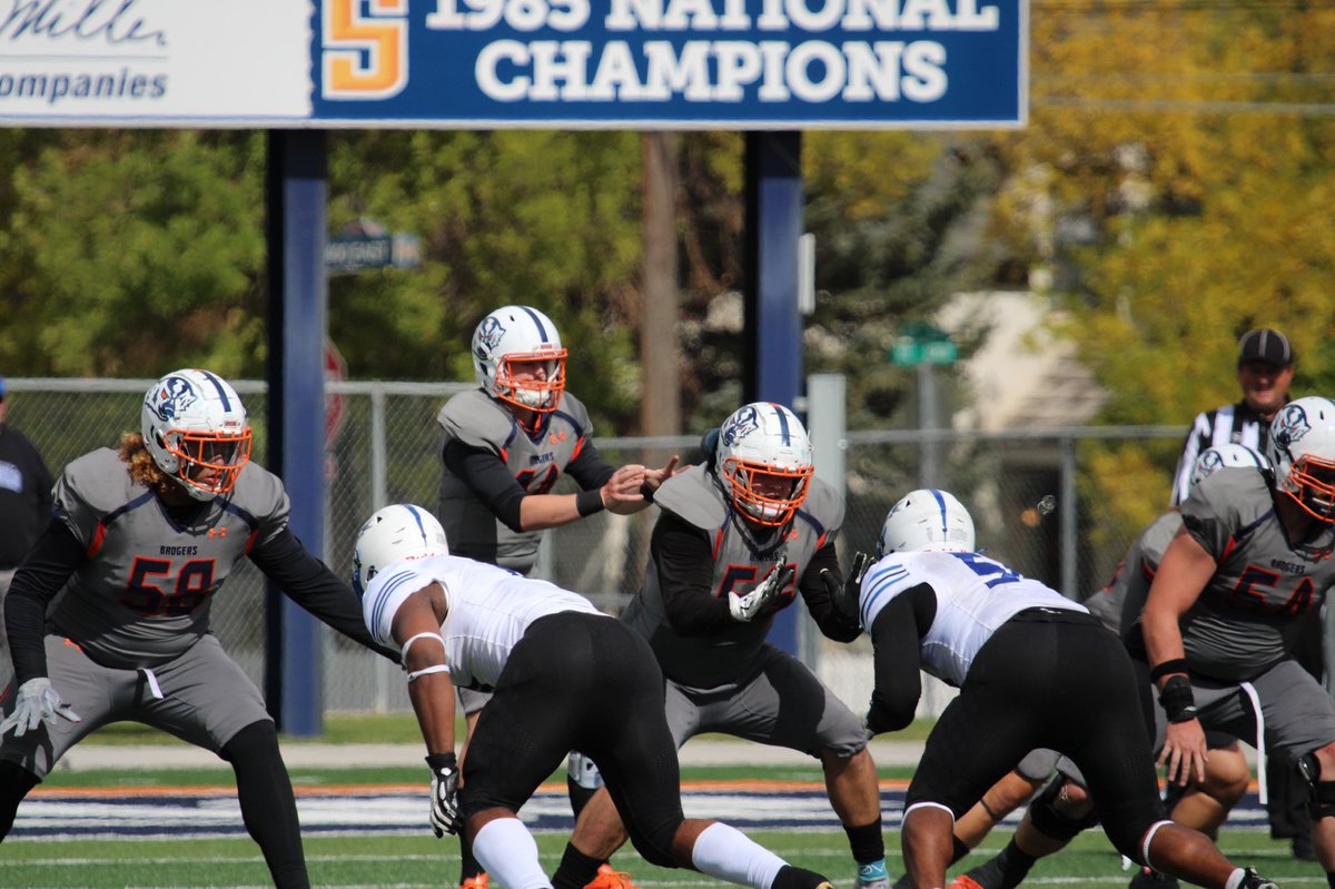 lisalatai58's tweet image. blessed beyond measure 💙🙏🏽  grateful to be apart of the ESPN top 50 w some of my brothers! #BadgerUp #LLTL #LL74🕊💙