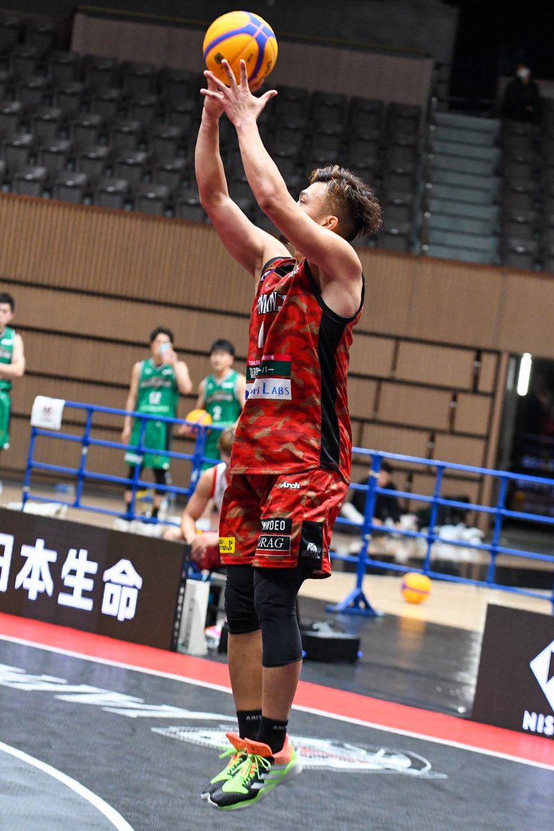 akikomali's tweet photo. JAPAN TOUR 2021 EXTREME FINAL day1 
BEEFMAN vs KOTO PHOENIX
20-17
WIN!

#BEEFMANEXE
#野呂竜比人
#3x3 #JPT3x3 https://t.co/WHZoDejZt9