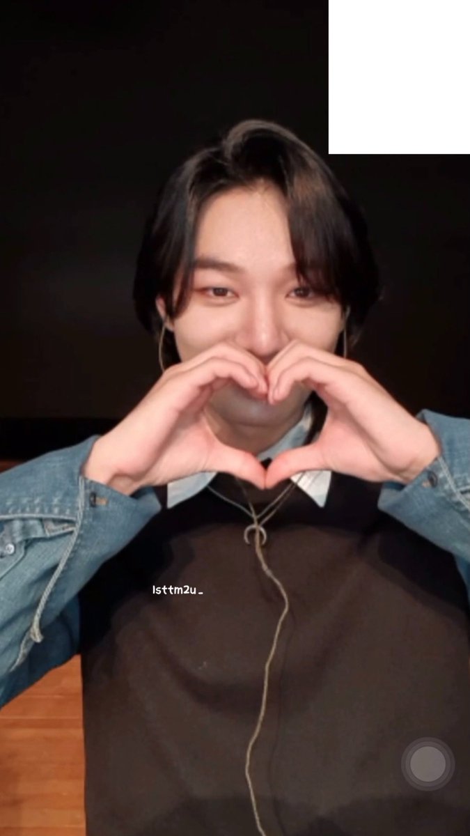 1sttm2u_'s tweet photo. 211113  HUIJUN영통
오빠 오늘 멋있다！
오늘도 오빠한테 너무고마워🥰
感谢胶胶 爱胶胶❤️❤️❤️

#MCND  #엠씨엔디 #휘준 #HUIJUN https://t.co/VD0Uy4xW44