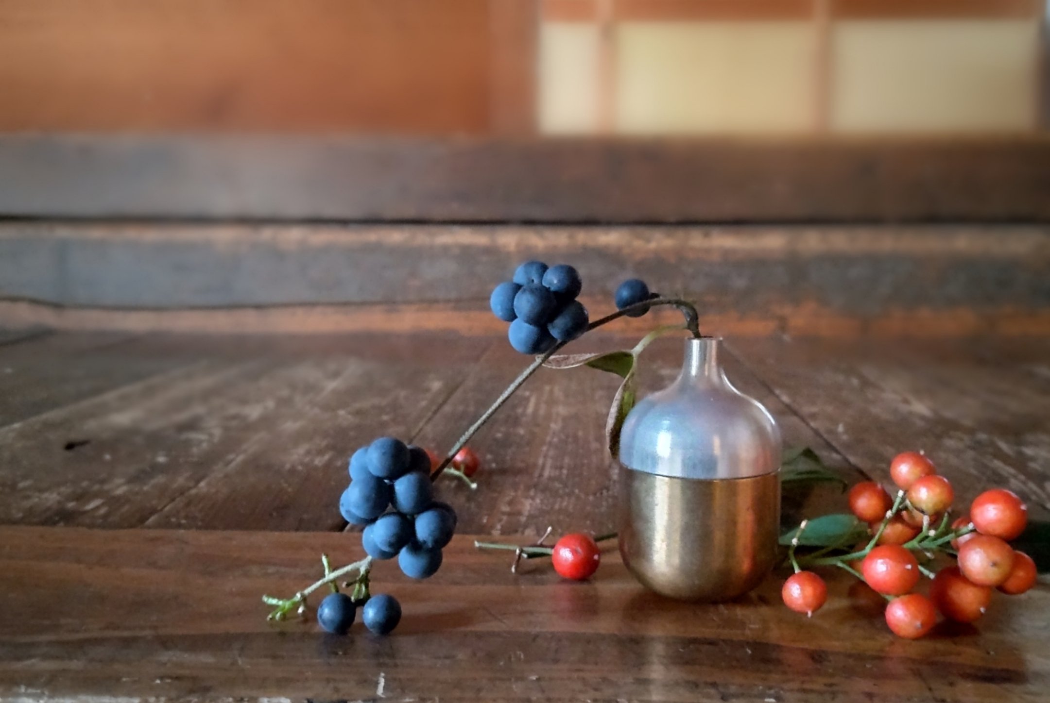 Neighbor Craftsman 野葡萄 花言葉は 人間愛 T Co Crkb1g1qzx 一輪挿し フラワーポット 小さい花器 花器 秋の実 Field Flower Pot 真鍮 アルミ Neighbor Craftsman T Co Wsu2ml879p Twitter