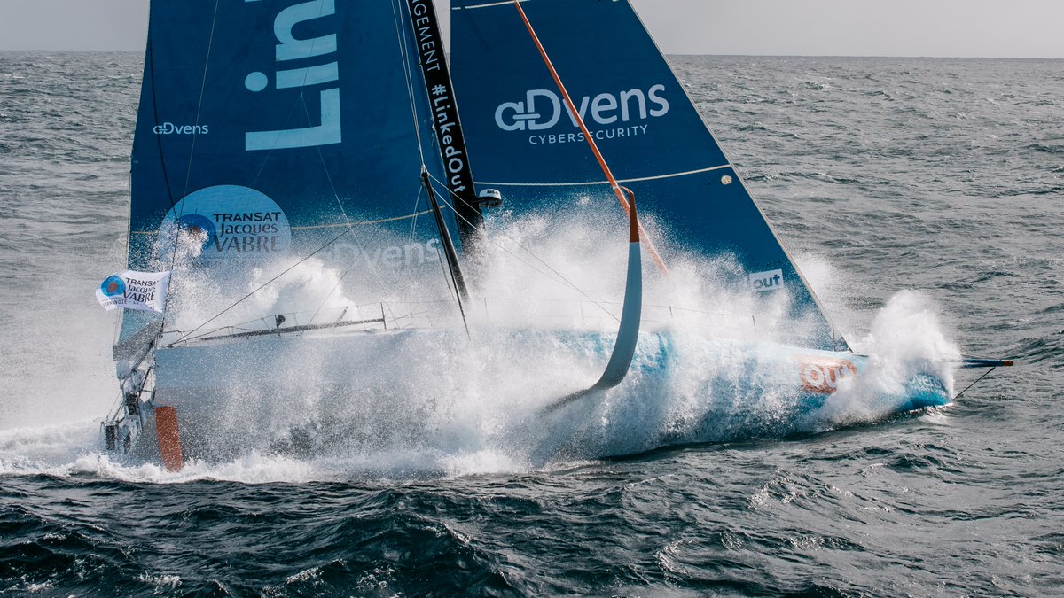 #TransatJacquesVabre
🚀Les Canaries en 6 jours…et en tête !
Thomas et <a href="/444_Morgan/">Lagraviere Morgan</a>, à la bagarre en tête d’une somptueuse flotte d'<a href="/ImocaGS/">IMOCAGlobeSeries</a>, vivent à plein leur passion, conscients de leur chance et avides de la partager
👉facebook.com/thomasruyantna…

<a href="/advens/">Advens</a> <a href="/LinkedOut/">Restricted (for no reason) LinkedIn users</a>