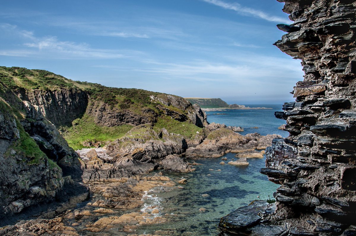 Littletripsapp's tweet photo. Findlater Castle in Scotland. The castle was a Gordon family stronghold besieged by Mary Queen of Scots forces in 1562. There are so many beautiful spots to explore in Aberdeenshire. #findlatercastle #scotland #exploreuk #castle https://t.co/eHybMrscH6