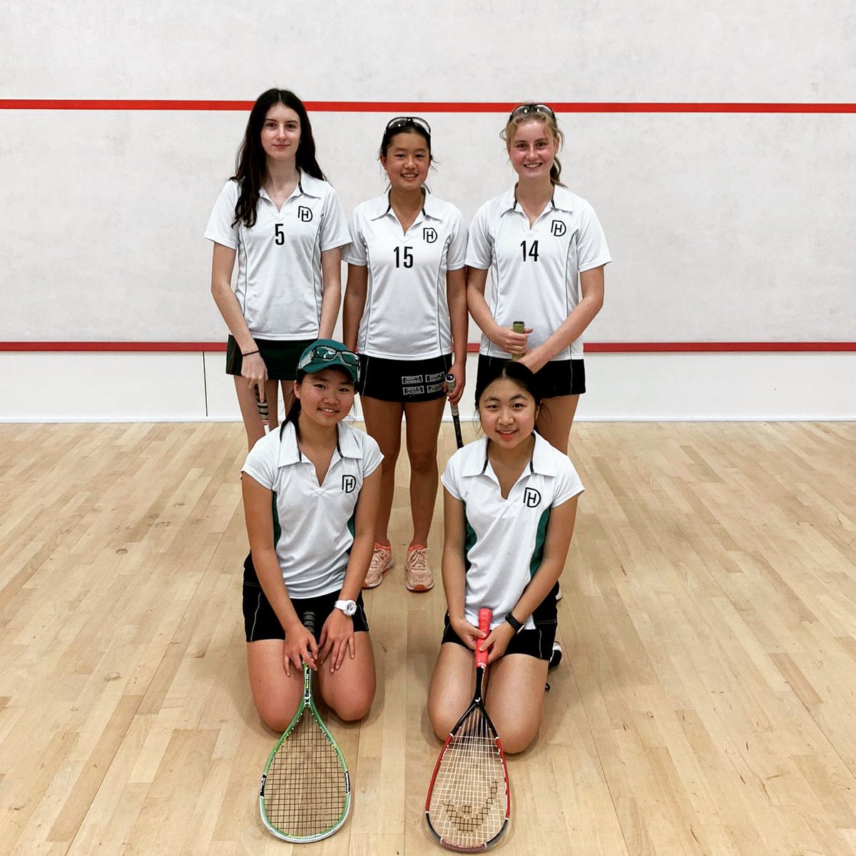 DHSport1's tweet photo. This week we saw 4 teams compete in stage 1 of the National Squash Championships. All teams have managed to progress through to the next stage of the competition! Well done 👏👏👏 @englandsr @DHSport1 #schoolsport #goDHgirls #thisgirlcan https://t.co/nrHSmotM9m