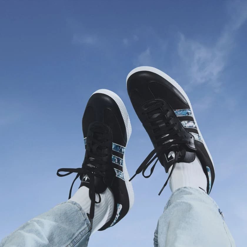 Adidas Samba OG ~ GZ7040
.
Vietnam ~ BNIB
.
950.000
.
44⅔= 28.5cm
45⅓=29cm
.
#adidas
#original
#adidasoriginal
#adidasoriginals
#sepatuadidas 
#sepatuadidasori
#sepatuadidasoriginal 
#sepatuadidasoriginals 
#sepatuadidasmurah 
#sepatuadidasrunning
#adidasshoes