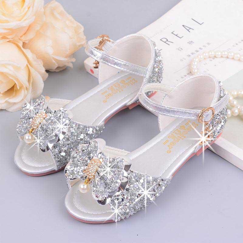 Shoes_Mart1's tweet photo. 👟Shoes👠

A correct pair of shoes can easily define your personality as it is an extension of your taste and fashion sense!

➡️Follow For More Details.

#competition #influencer
#influencermarketing
#fridayfeeling 
#MondayMotivation https://t.co/O3r2uXw8uj