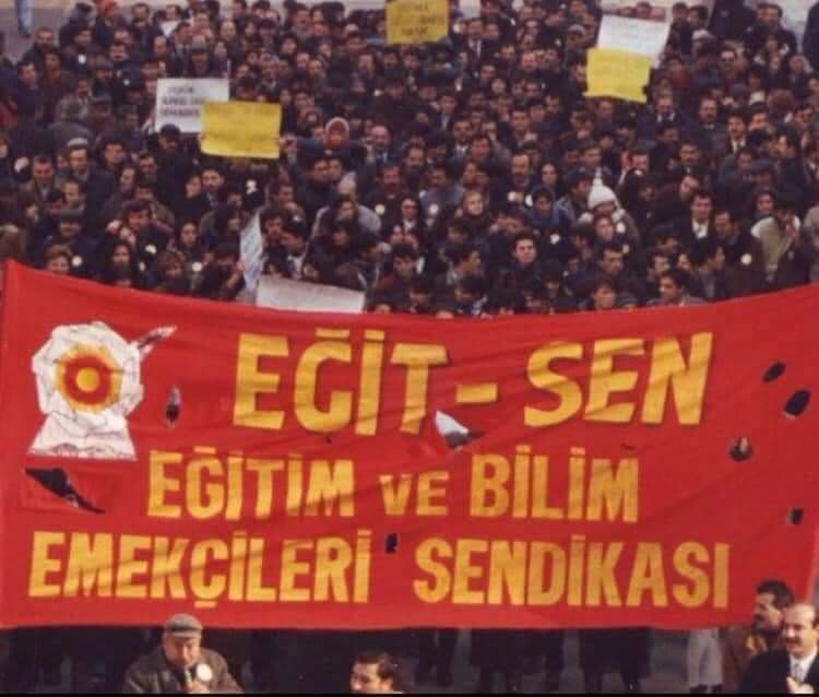Encümen-i Muallimin'den TÖS'e, TÖB-DER'den Eğit-Sen'e eğitim emekçilerinin hakları ve demokratik,laik ve bilimsel eğitim için mücadele edenlere saygıyla. Egit-Sen'in 31. Kuruluş yıldönümünü kutluyoruz. Mücadelemiz devam ediyor...