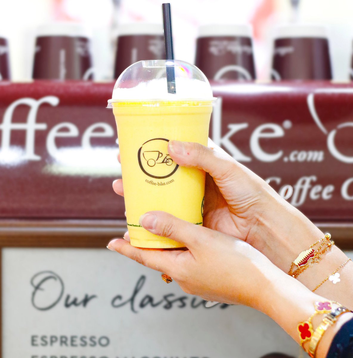 CoffeeBikeQatar's tweet photo. Let’s bring some sunshine to the day ! ☀️

#coffeebikeqatar #qatar https://t.co/NjoEPg4Wku