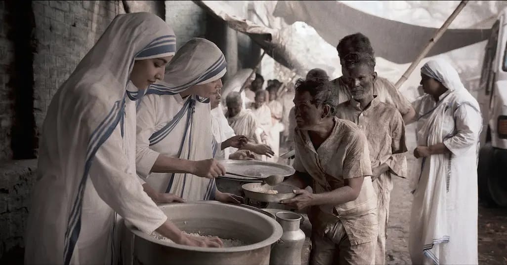 kavitateresa's tweet photo. "Three things in human life are important: The first is to be kind. The second is to be kind. The third is to be kind" ~ Mother Teresa

#Kindness #KindnessDay #WorldKindnessDay #KavitaTeresa #KavitaTeresaFilm #CompassionIsTheAnswer #ZariyaToDonate #ByCharityForCharity https://t.co/oRpqMEMbi9