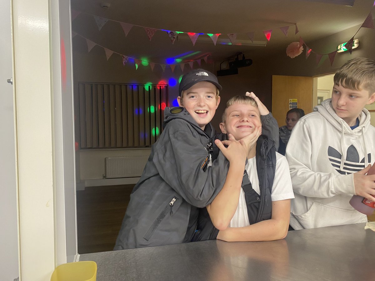 SusanJDurant's tweet photo. Great night! Over 50 young people enjoying themselves, thumbs up, shoulders high, head back 😂 (I’m sure the volunteers love this dance as well💕) @lisahinchliffe @Samanth41306086 @AlanLovesLeeds #MMWCDC #TMYG #Volunteers #MakingADifference #PositiveEngagement @MyDoncaster https://t.co/N3tC9wKHA7
