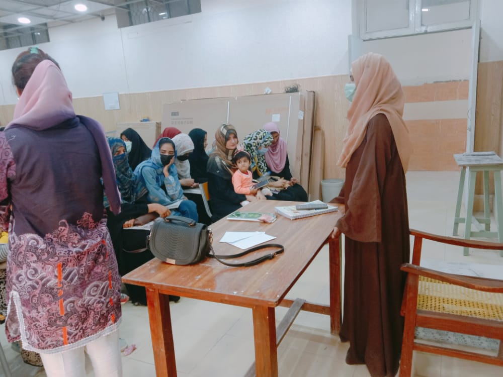 MSMsisNP's tweet photo. #MSM_Sisters : Sargodha

MSM Sisters Sargodha visited A Goverment Institute in Sargodha &amp; Introduced MSM Sisters and it's societies.
Also Distributed حضورﷺ کا پیکر جمال Book of Shykh-ul-Islam Dr Muhammad Tahir-ul-Qadri.
#MSMsisNP https://t.co/UNy2HW74dO