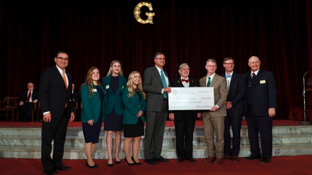 What a way to wrap up the week! Tonight, the Masonic Charity Foundation of Oklahoma announced a very generous gift of $800,000 to the Oklahoma 4-H Foundation🍀. Stay tuned for more details on Monday!